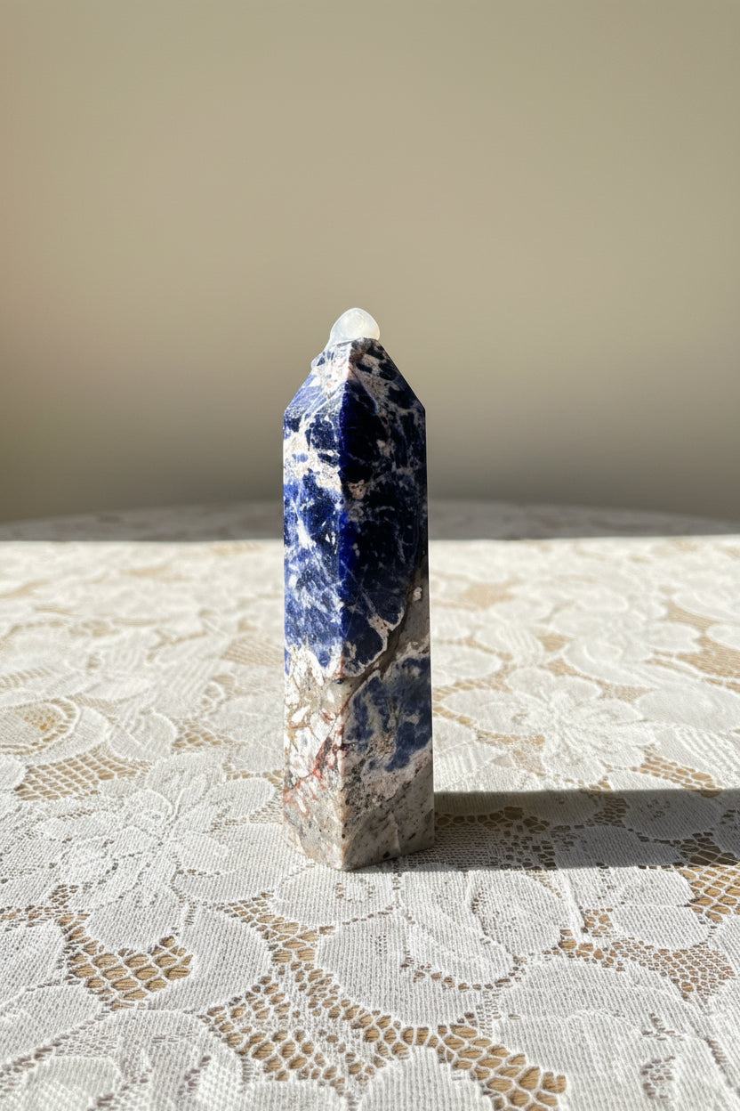 Sodalite crystal Tower