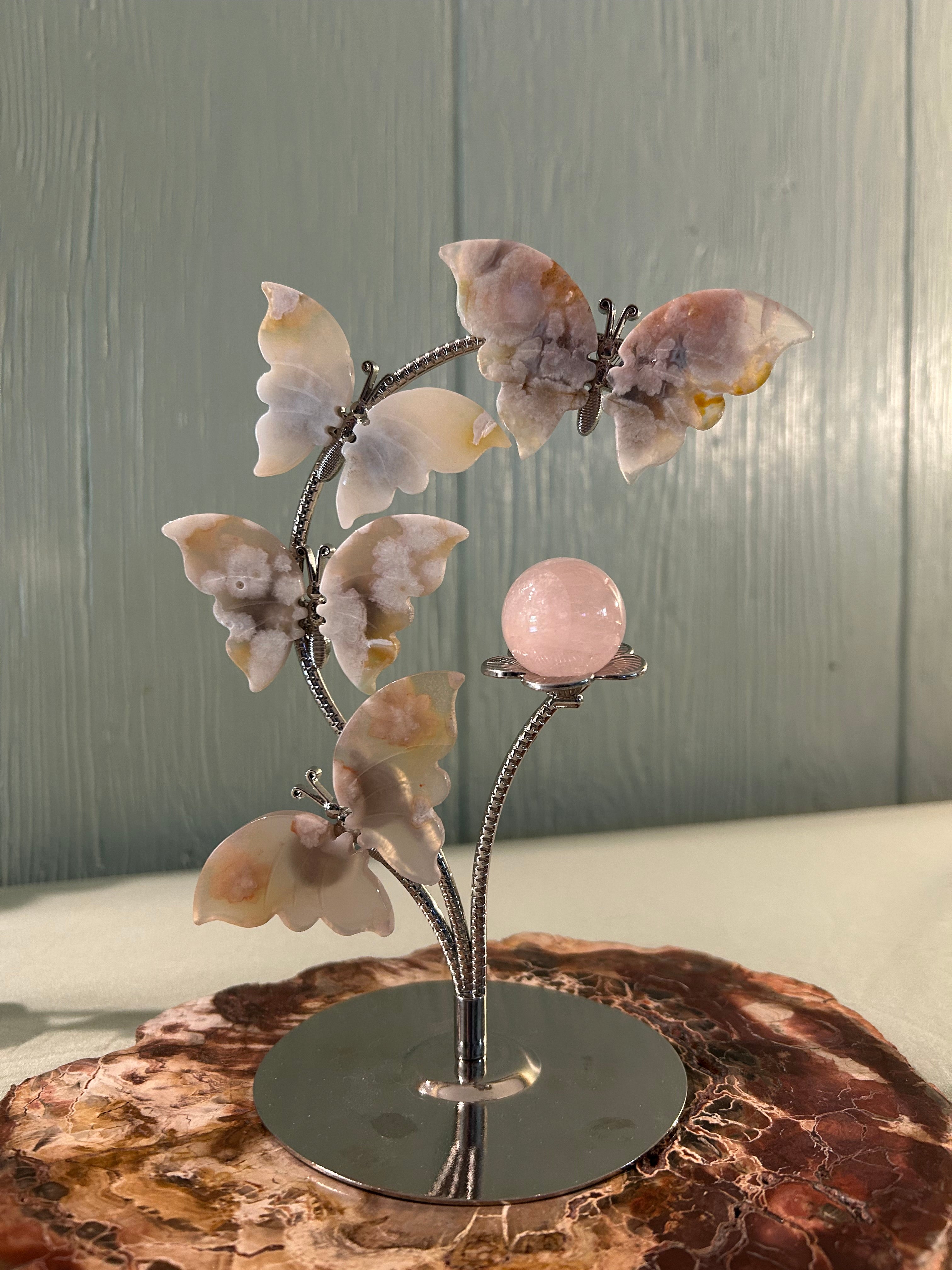 Flower agate butterfly sphere holder