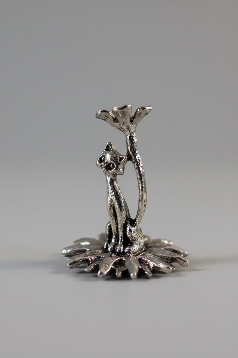 Adorable silver toned curious kitty sphere holder
